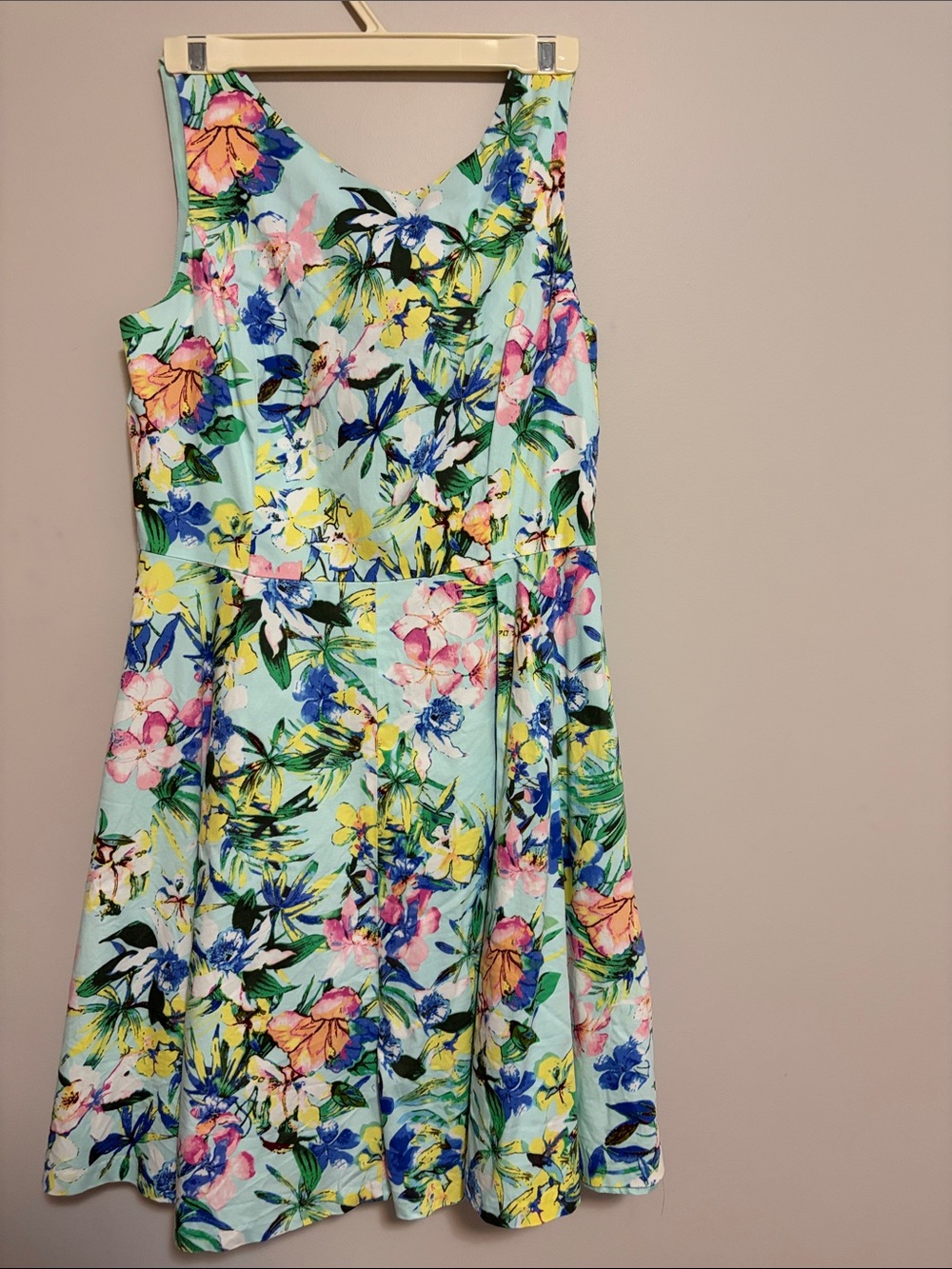 Sleeveless Floral Midi Dress in Pastel Blue Multi